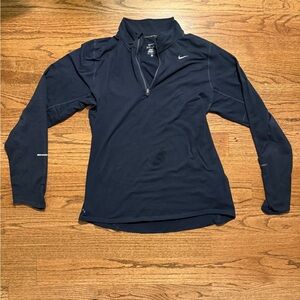 Nike men’s Navy Long Sleeve 1/4 zip running